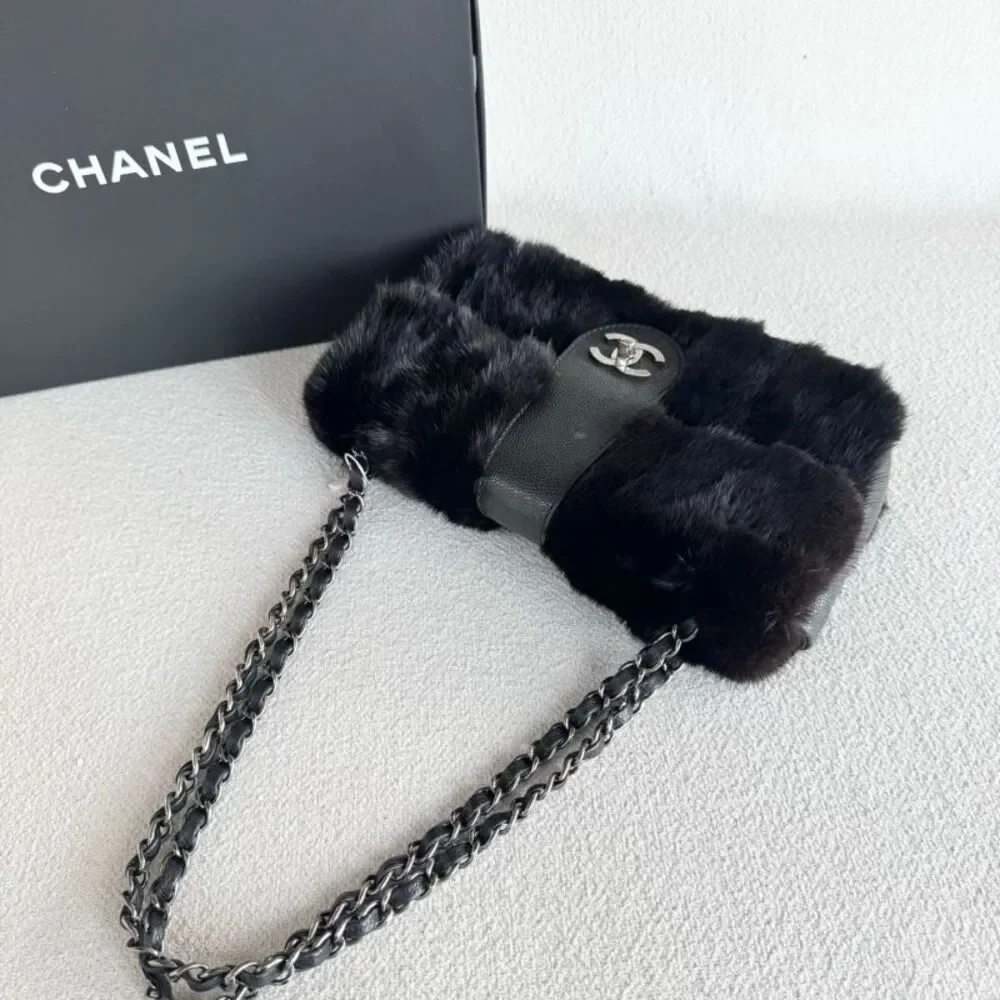 Chanel Women Pre-Loved Bag Very Good Condition